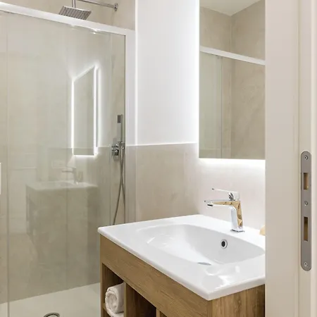 ゲストハウス Risorgimento 9 - 4*